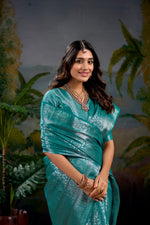 Load image into Gallery viewer, Shraddha Kanjivaram Saree | Shoppers Trend
