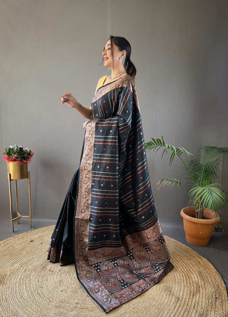 Goral Silk Saree | Shoppers Trend