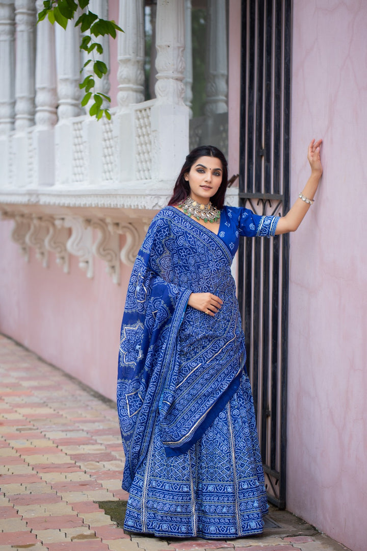 Yashvi Vaishali silk Blue Dhavani Set | Half-Saree | Shoppers Trend