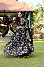 Load image into Gallery viewer, Teena Chinon Dhavani Set | Half-Saree | Shoppers Trend
