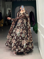 Load image into Gallery viewer, Snehal Marbel Anarkali For Weddings Special | Shoppers Trend
