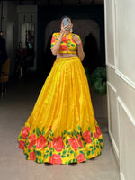 Load image into Gallery viewer, Queen Priya Tussar Silk Dhavani / Langa Voni | Davani Set | Shoppers Trend

