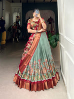 Load image into Gallery viewer, Monali Dola Silk Dhavani Set | Langa Voni | Shoppers Trend
