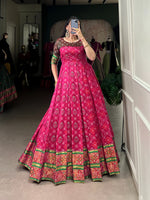 Load image into Gallery viewer, Pooja Jacquard Silk Gown | Shoppers Trend
