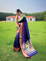 Load image into Gallery viewer, Fenisha Kanjivaram Saree | Shoppers Trend
