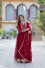 Load image into Gallery viewer, Mayuri Faux Blooming Georgette Anarkali | Shoppers Trend
