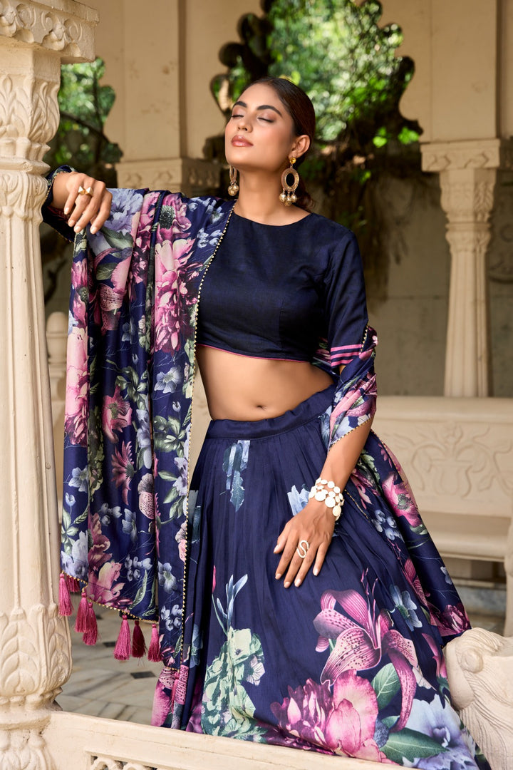 Tamanna Tussar Silk Dhavani / Langa Voni | Shoppers Trend