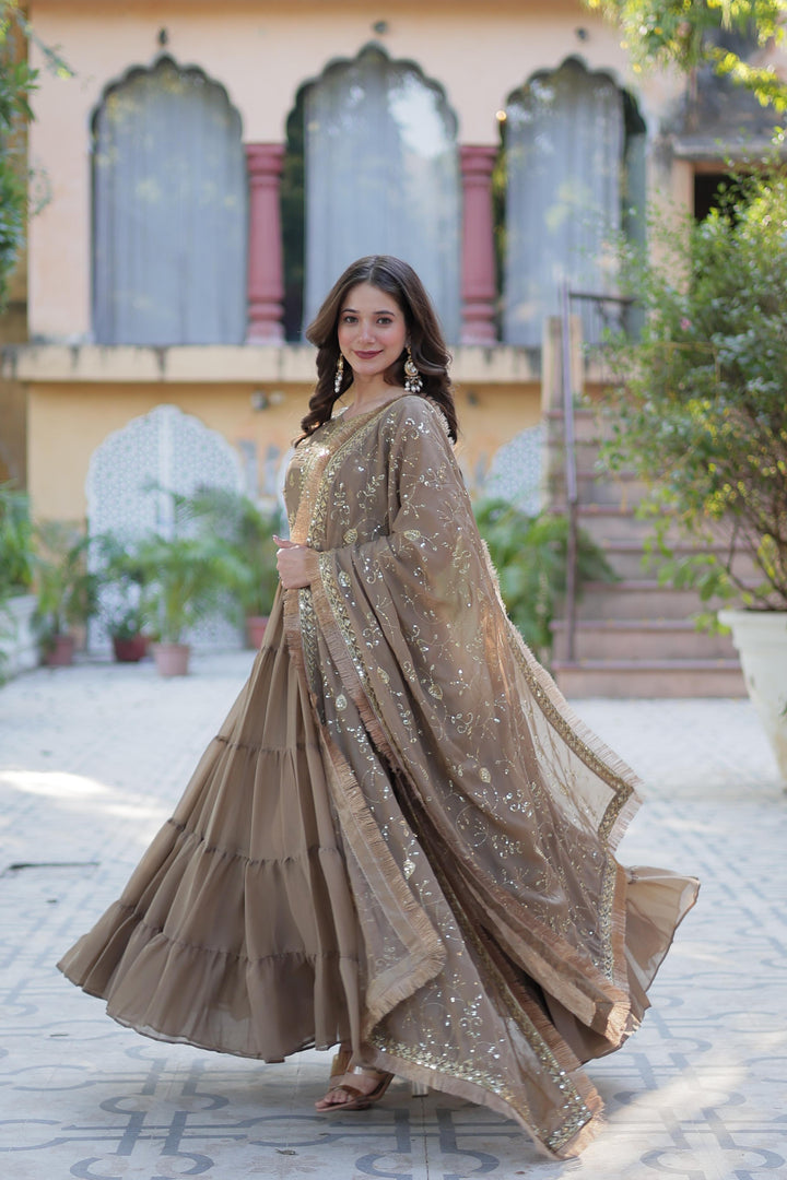Riyanshika Star Georgette Anarkali | Shoppers Trend