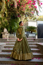 Load image into Gallery viewer, Rasmi Pure Chanderi Dhavani / Langa Davani / Half Sarees | Shoppers Trend
