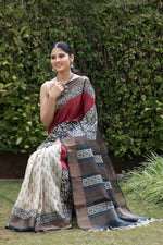 Load image into Gallery viewer, Kavya Kalamkari Tussar Silk Saree | Shoppers Trend
