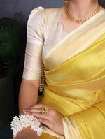 Load image into Gallery viewer, Daya Jacquard Chex Saree | Shoppers Trend
