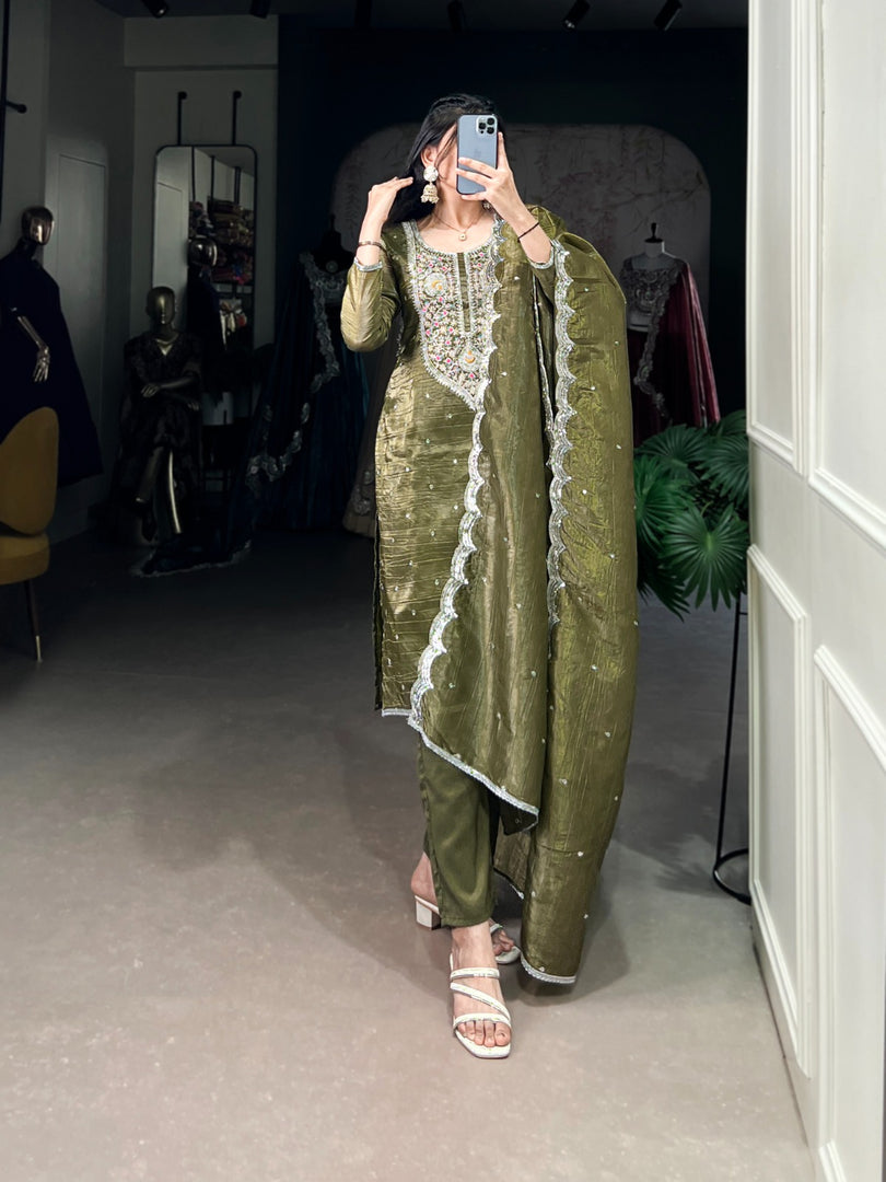 Namrata Gold Crush Green Kurti With Sequins and Thread Embroidery Work | Shoppers Trend