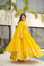 Load image into Gallery viewer, Rekha Faux Blooming Anarkali | Shoppers Trend
