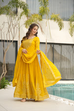 Load image into Gallery viewer, Rekha Faux Blooming Anarkali | Shoppers Trend
