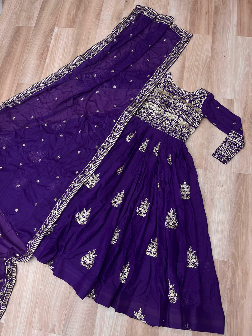 Kinjal Chinon Anarkali | Weddings Special Wear Anarkali | Shoppers Trend