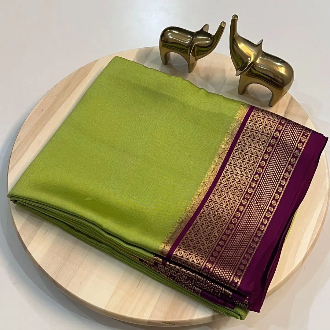 Combination Of Perrot Green And Coffee Color, Pure Mysore Silk Saree From Best Saree Manufacturer of Surat , India. Mysore Silk Saree Is Tradition Of All Over India But Mostly In South India State Like Andhra Pradesh , Tamilnadu ,Telangana , kerala , Golden Silk , Saree Under 999 RS , Best Design For Silk Lovers. 