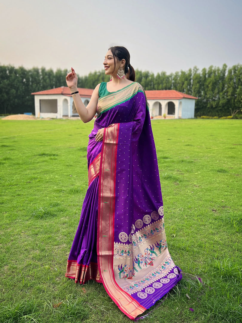 Fenisha Kanjivaram Saree | Shoppers Trend