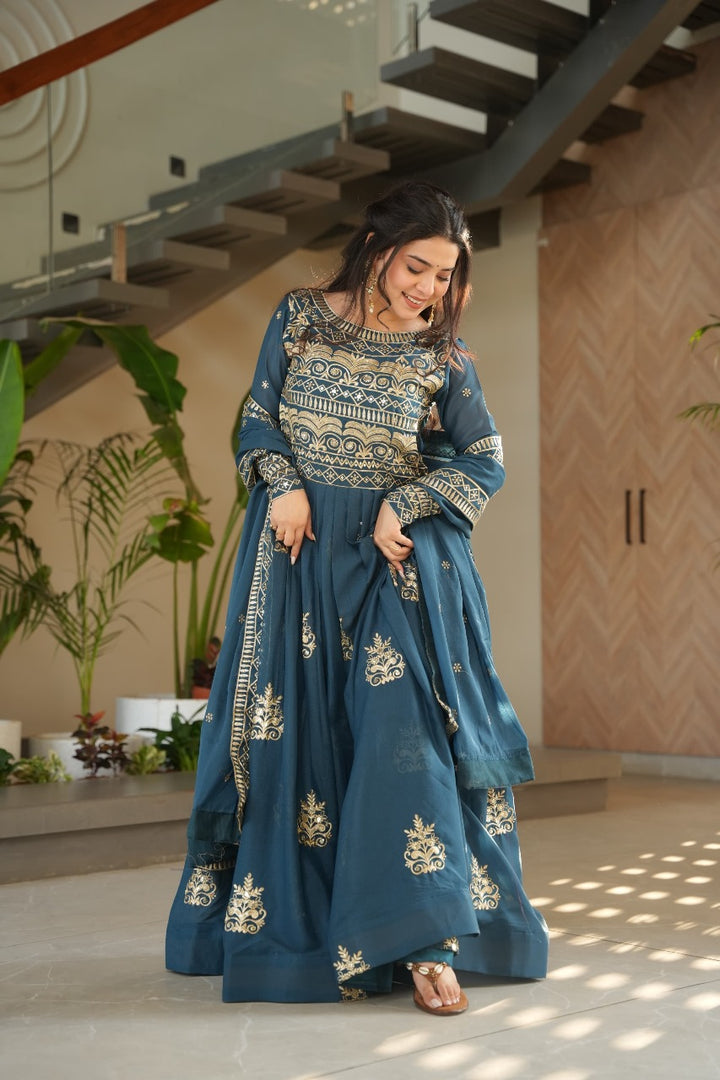 Kinjal Chinon Anarkali | Weddings Special Wear Anarkali | Shoppers Trend