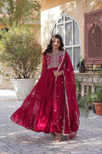 Load image into Gallery viewer, Enna Faux Blooming Georgette Anarkali | Shoppers Trend
