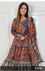 Load image into Gallery viewer, Jasmin Pure Cotton Anarkali | Shoppers Trend
