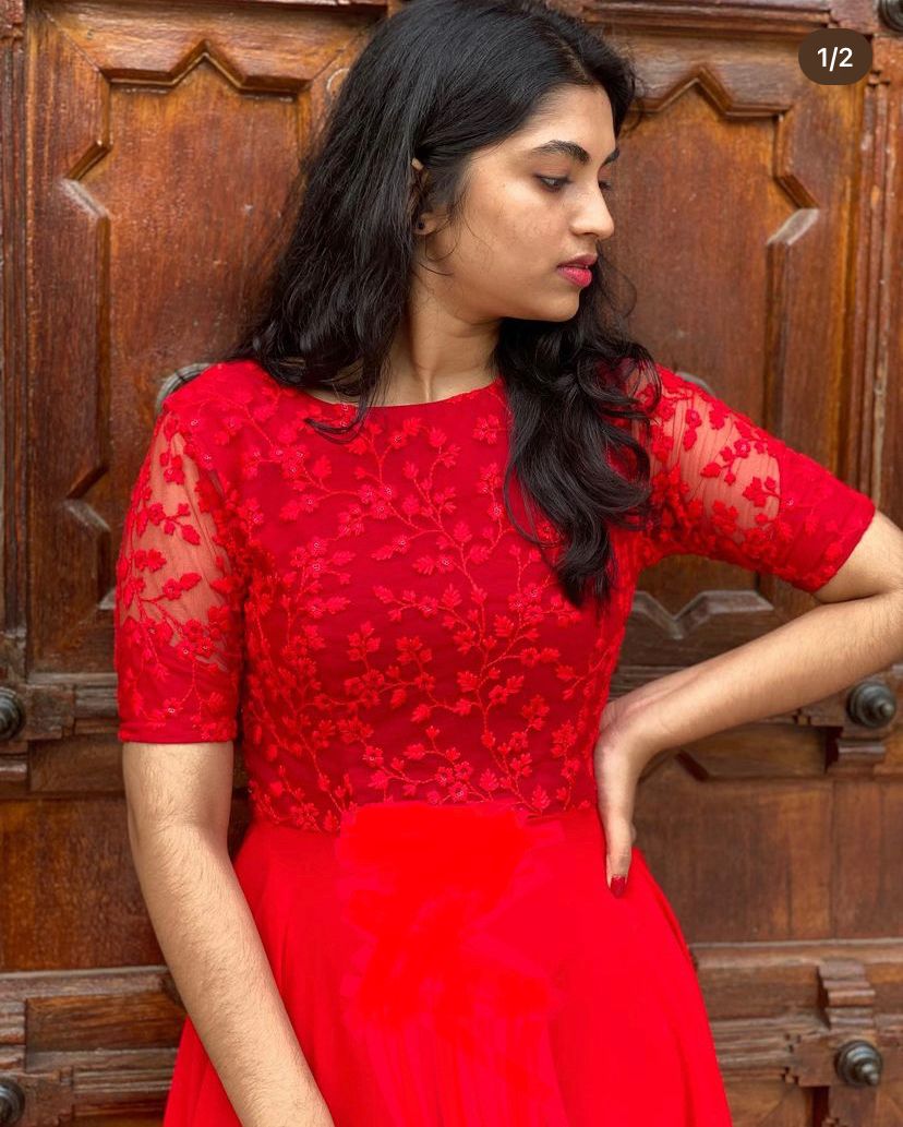 LAAL RANG (GOWN)