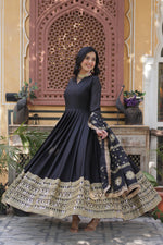 Load image into Gallery viewer, Kanika Star Georgette Anarkali | Shoppers Trend
